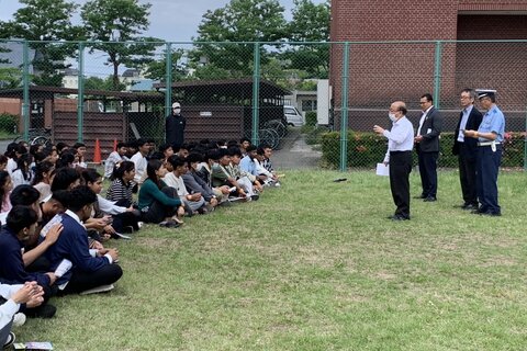 交通指導の様子7